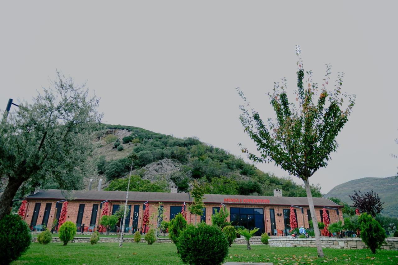 Rozafa Fish City Elbasan Exterior photo